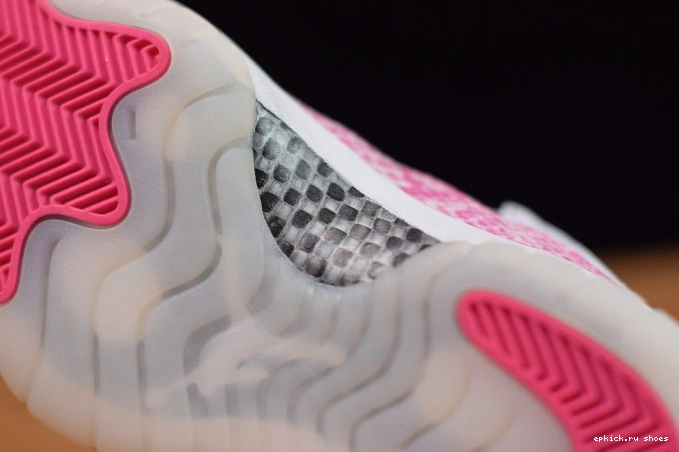 Cheap Pink WMNS 11 Jordan Air Low AH7860-106 Snakeskin 0724